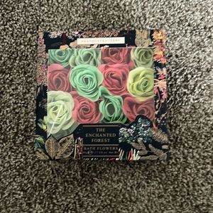 Brand new bath flowers (nothing wrong just more of a shower girl)